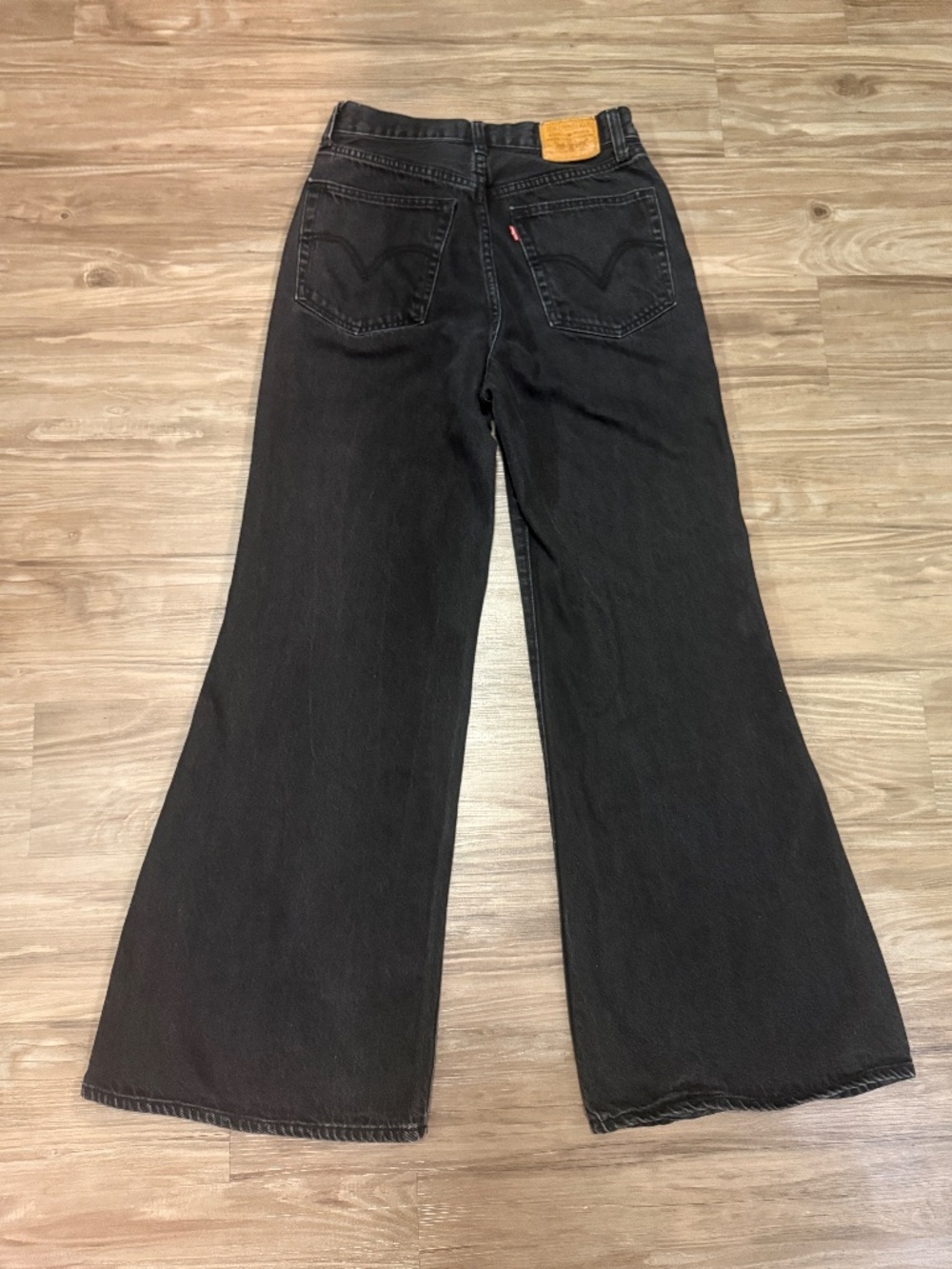 Levi’s Premium High Loose Flare Jeans 28x30 Train Wreck Black Big E $98 - Picture 4 of 12